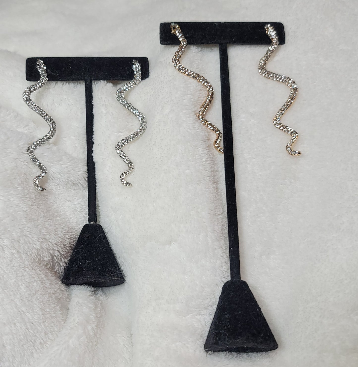 Hiss Earrings