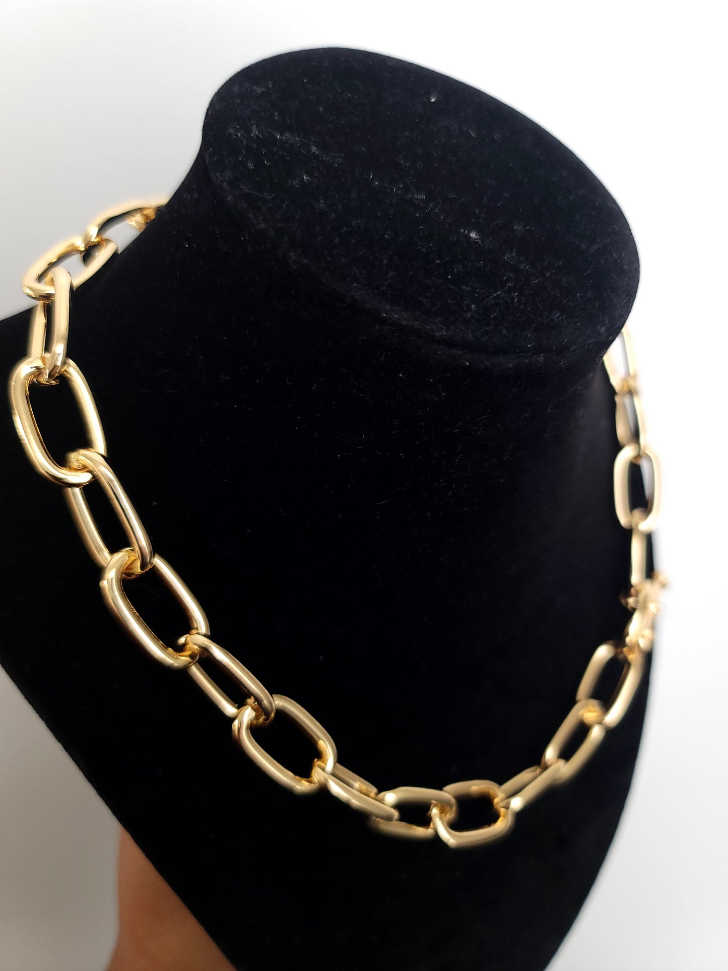 Main Thing Choker