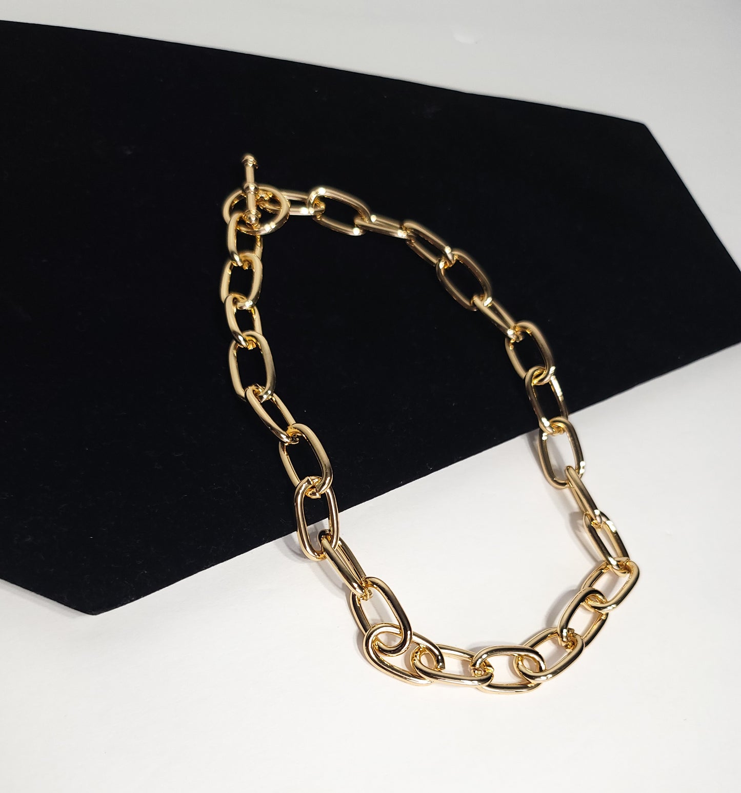 Main Thing Choker